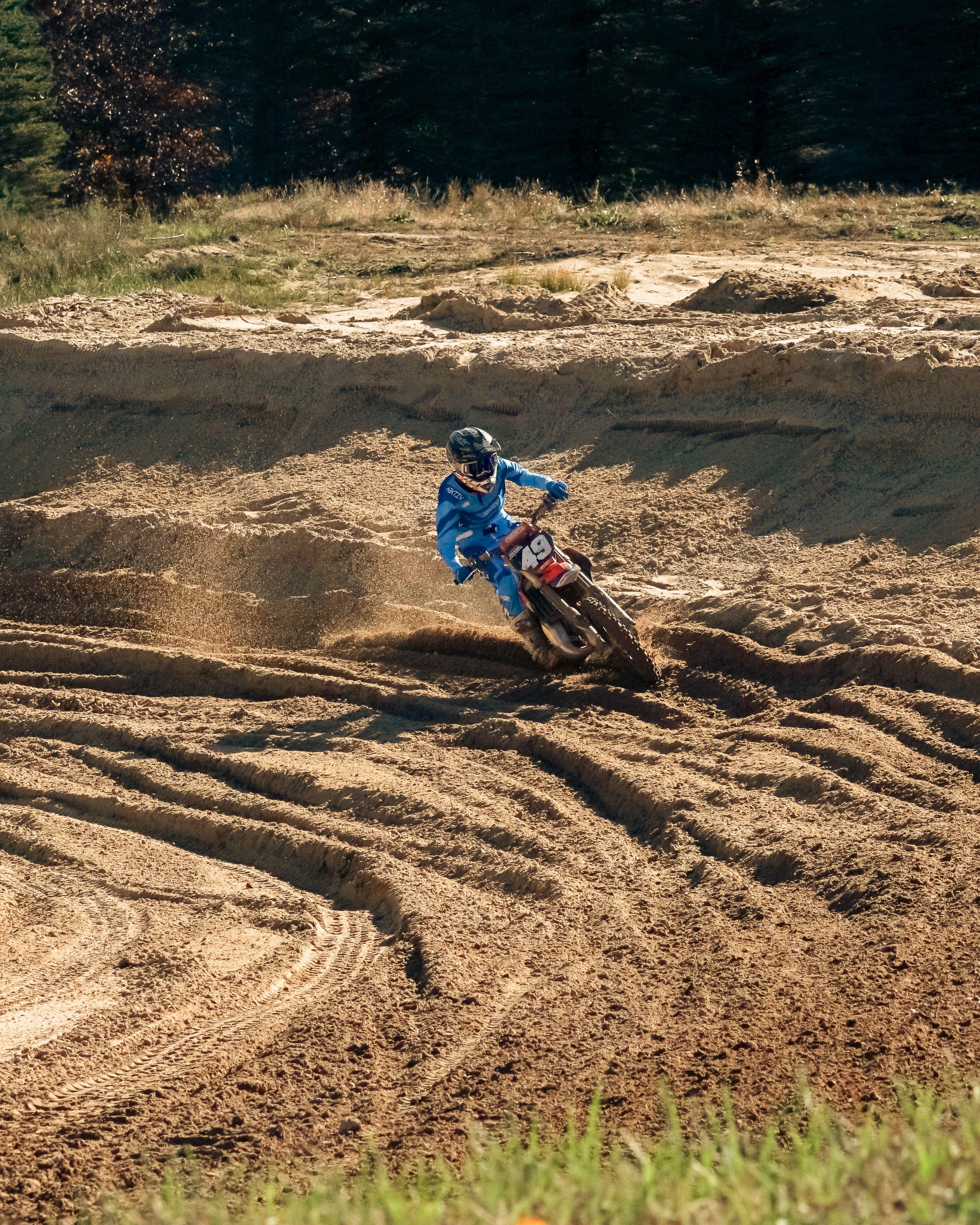 Mecosta MX full-speed action